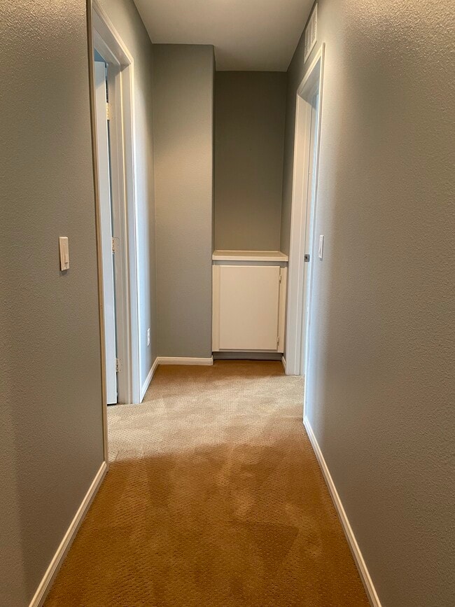 Building Photo - 380 Tesoro Gln