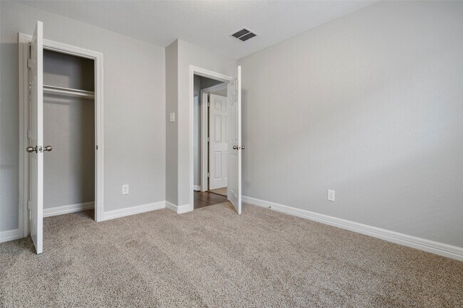 Building Photo - 8530 Ruby River Ln