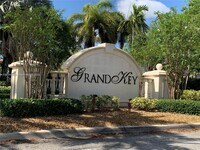 Building Photo - 2614 SW 188th Ave