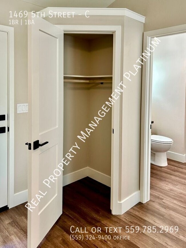 Building Photo - 1469 5th St