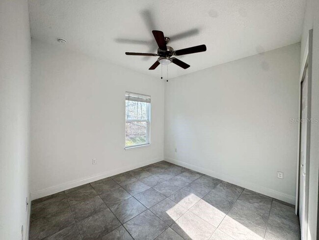 Building Photo - 4967 SW 150th Lane Rd