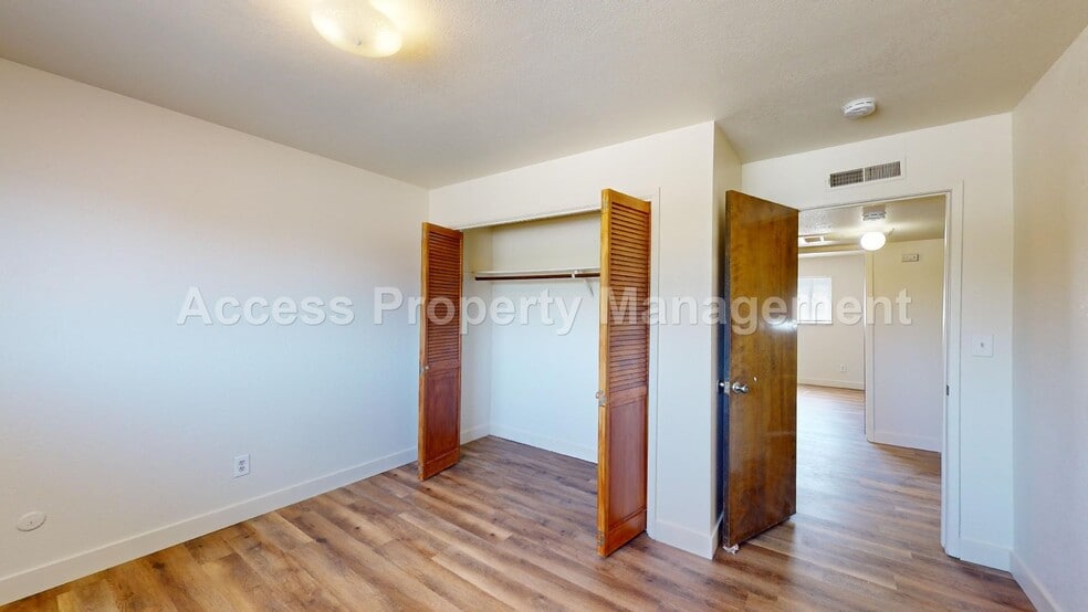 Building Photo - 2735 Fowler Rd