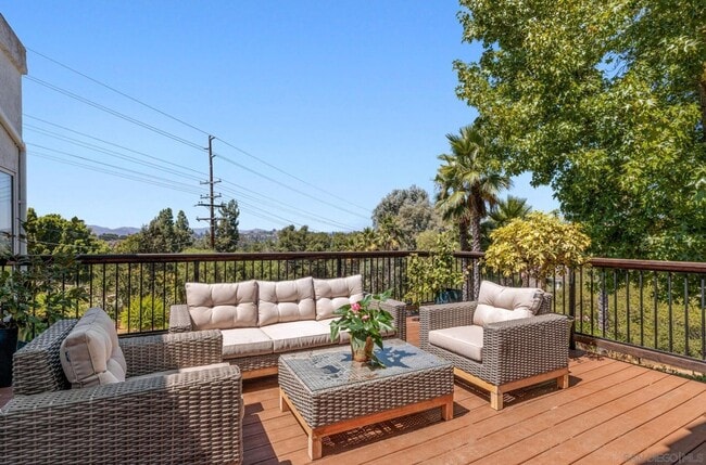 Building Photo - Spacious 4-Bedroom Home with Pool, Panoramic Views, and Solar on 1.5 Acres