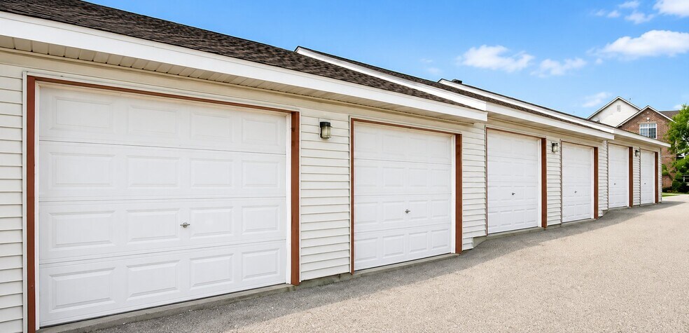 Building Photo - 500 Cunat Blvd