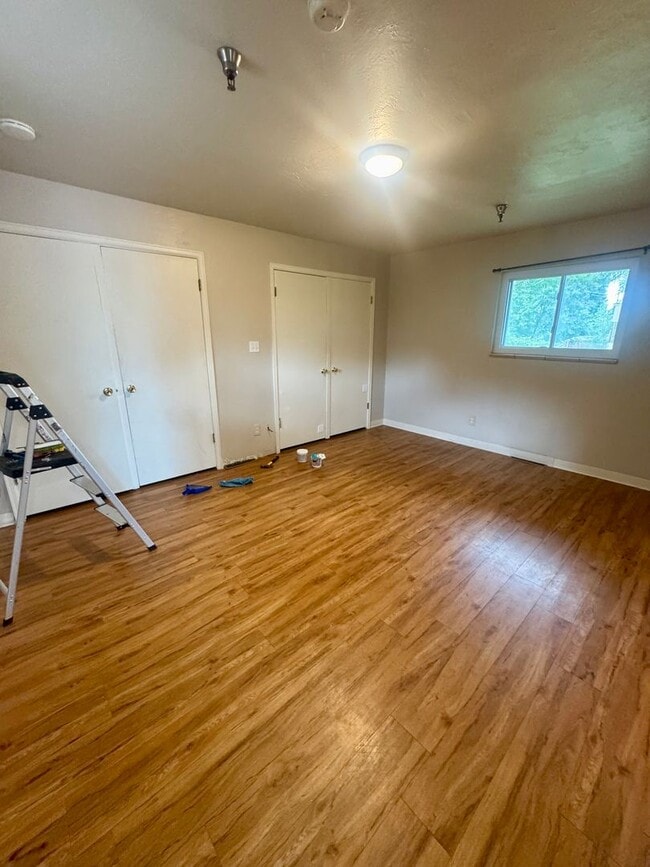 Building Photo - 5 bedroom Ranch home in North Colorado Spr...