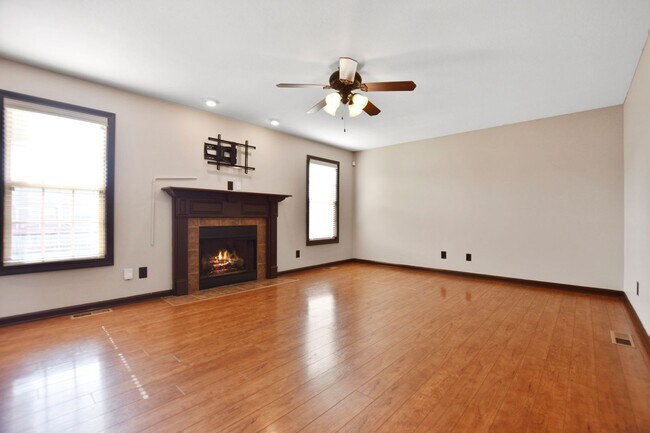 Building Photo - Four Bedroom in Fields of Northmeade!