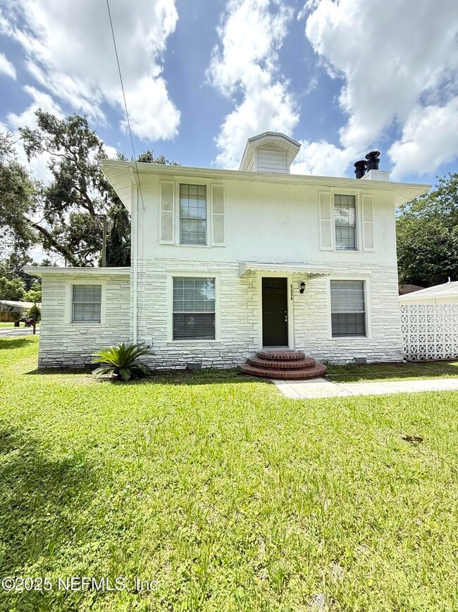 Building Photo - 5336 Cruz Rd