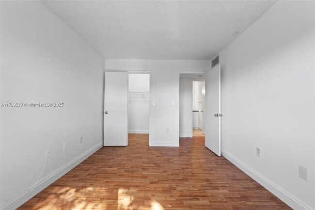 Building Photo - 15600 SW 80th St