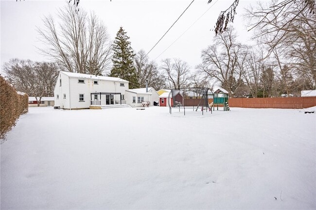 Building Photo - 105 Chestnut Dr