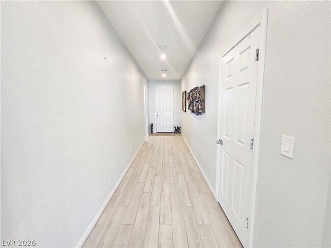 Building Photo - 3529 Malheur Ave