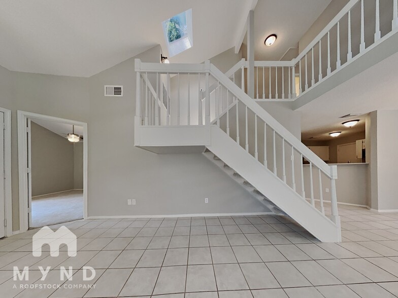 Building Photo - 10826 Riana Dr