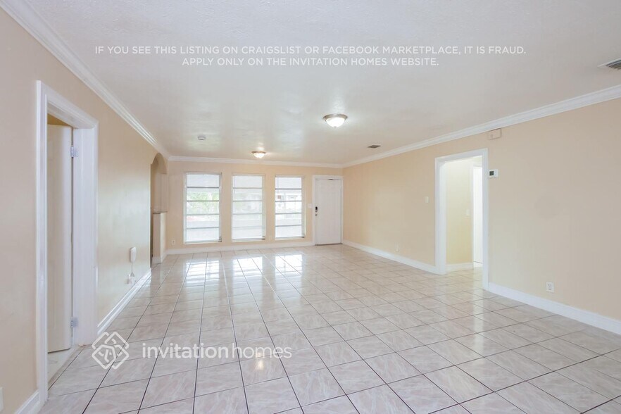 Building Photo - 1270 NW 175th Terrace