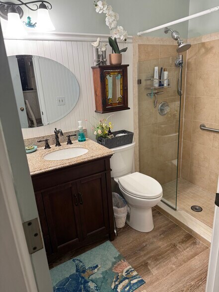 Master Bath - 115 Cypress Pond Rd