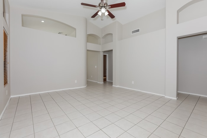 Building Photo - 7255 E Kramer St