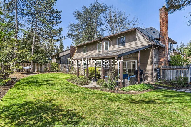 Building Photo - Charming Four Bedroom Home in Rockcreek!