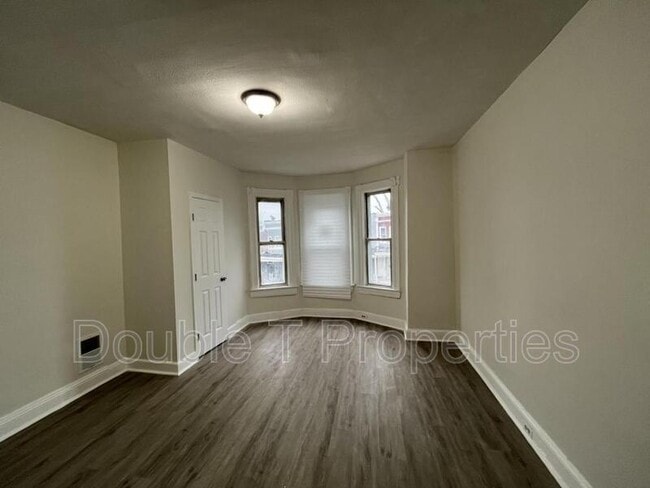 Building Photo - 3010 Grayson St