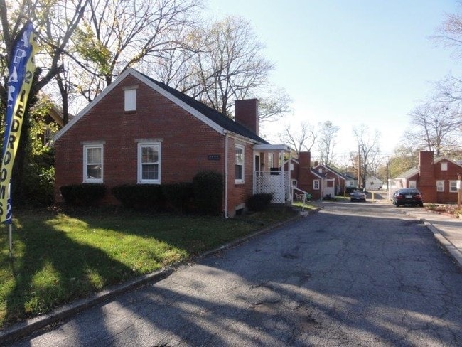 Colonial Village Apartments Dayton, OH Apartment Finder