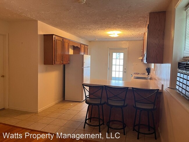 Building Photo - 2 br, 1 bath House - 1411 Suburban Rd