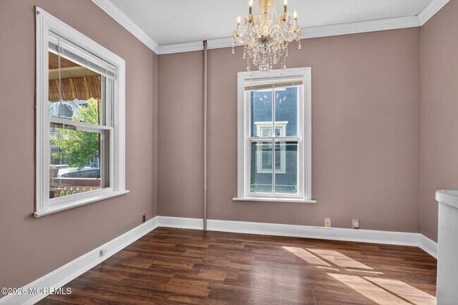 Building Photo - 31 Embury Ave