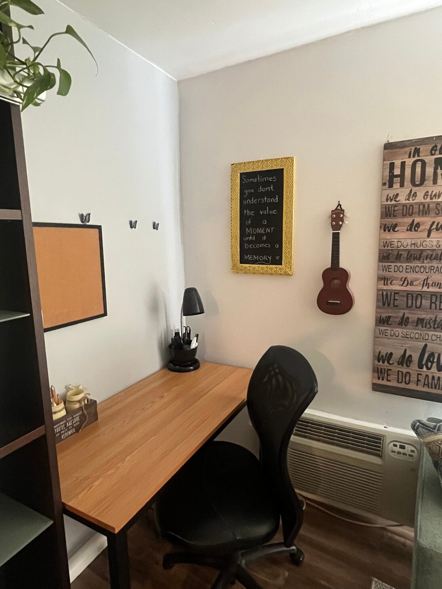 Building Photo - 3050 Rue Dorleans