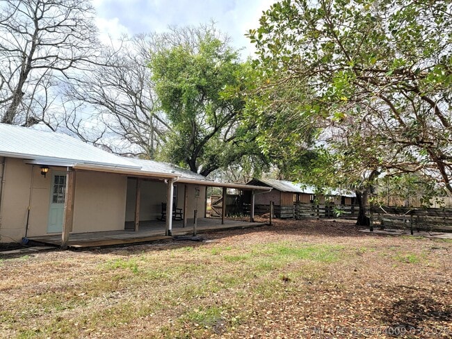 Building Photo - 4362 W Midway Rd