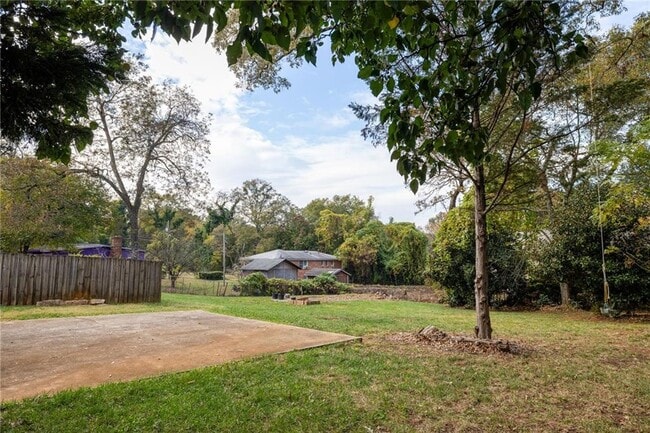 Building Photo - 5450 E Mountain St