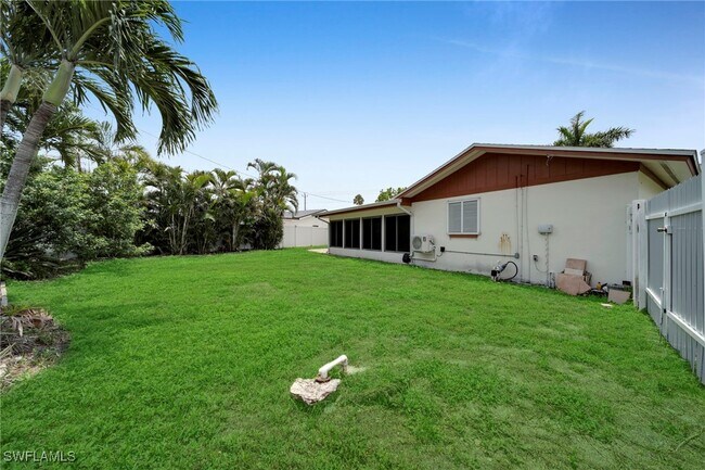 Building Photo - 4512 Coronado Pkwy