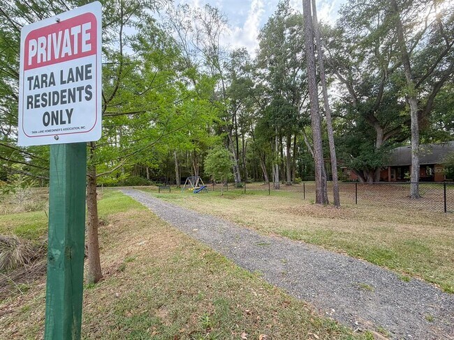 Building Photo - 2258 NW 89th Wy