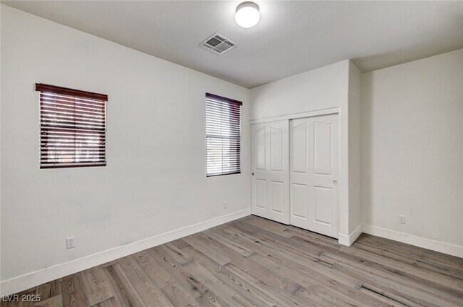 Building Photo - 6935 Galeria Posada Ave