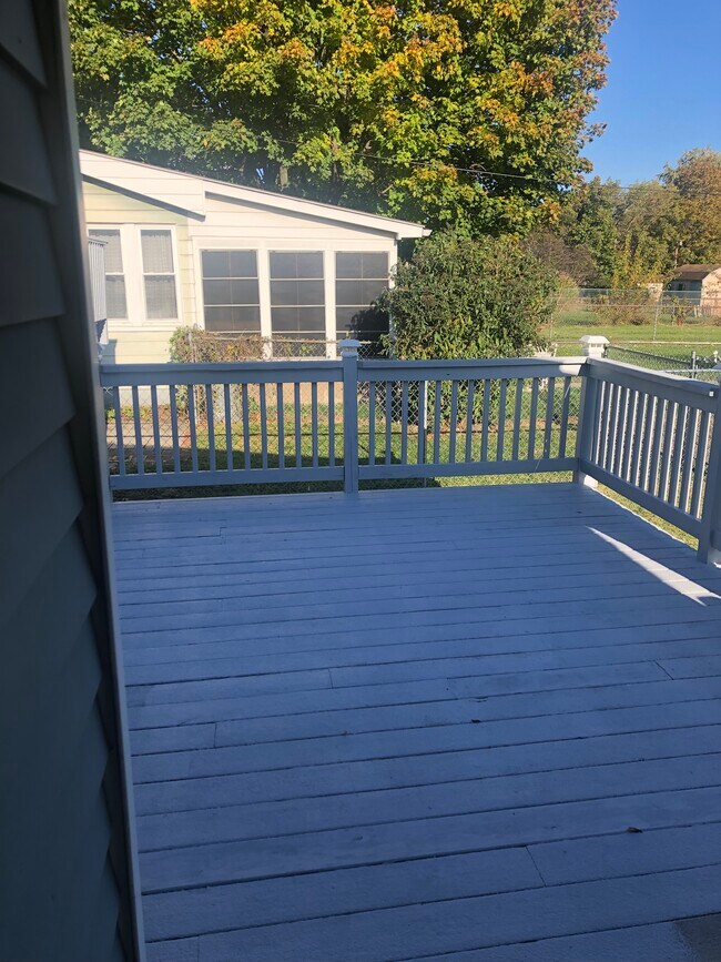 large deck - 2310 Old Berwick Rd
