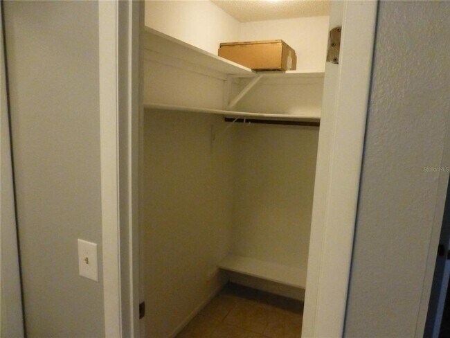 Building Photo - 1890 Wolford Rd