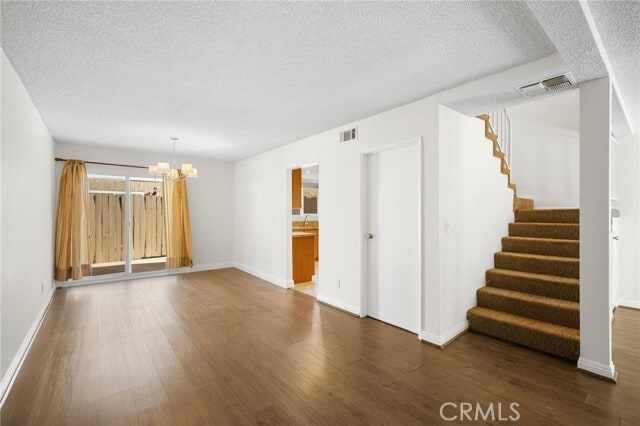 Building Photo - 10260 Plainview Ave