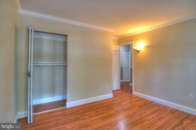 Building Photo - 2405 Earlsgate Ct