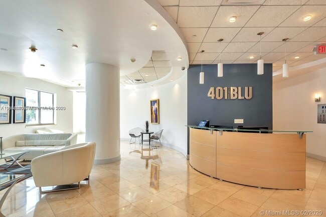 Building Photo - 401 69th St