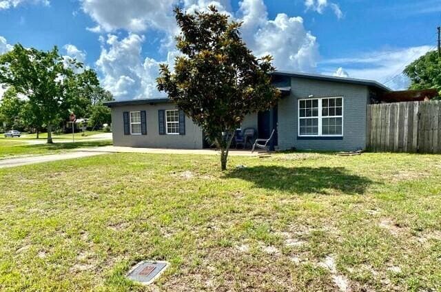 Building Photo - 2127 Smathers Cir N