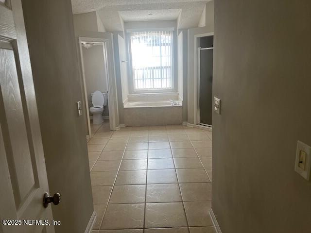 Building Photo - 2122 Knottingham Trace Ln
