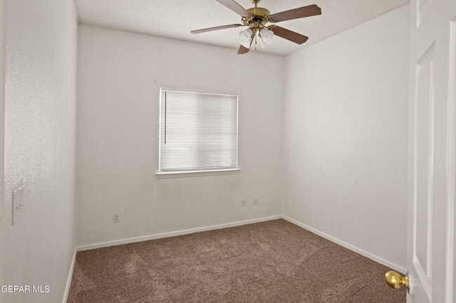 Building Photo - 5376 Jose Duran Ln