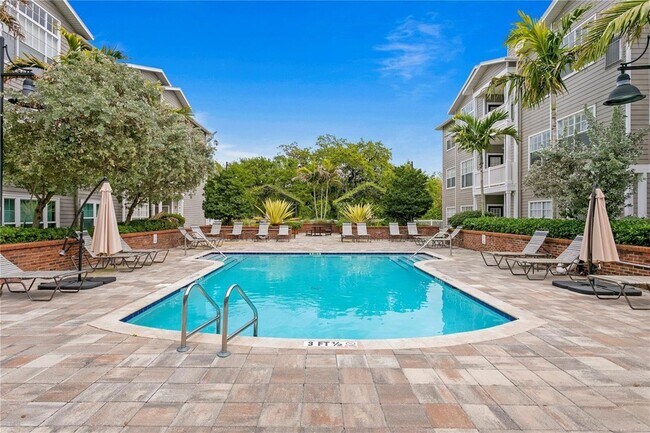 Building Photo - 800 S Dakota Ave