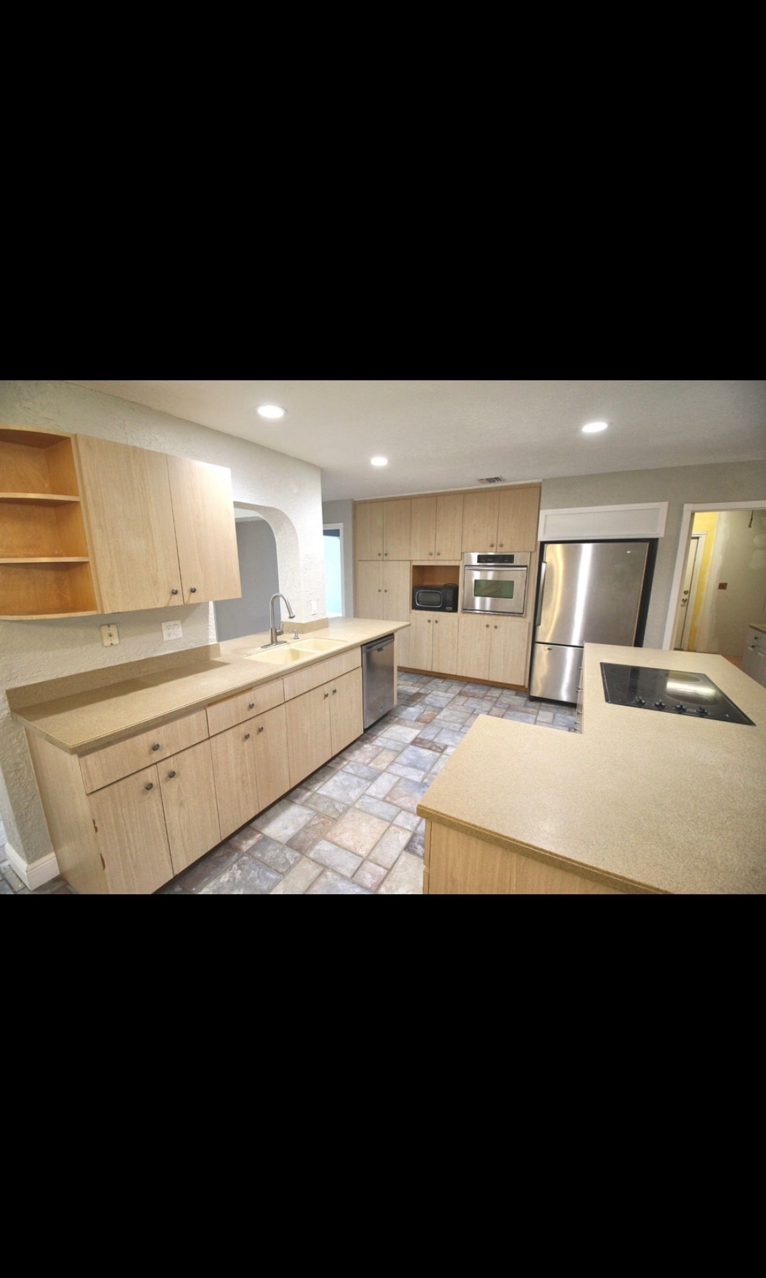 Building Photo - 1402 Cormorant Rd