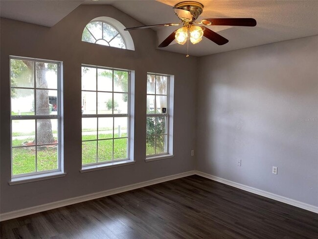 Building Photo - 2210 Nicollett Way