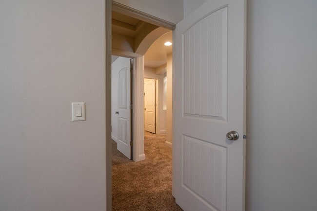 Building Photo - Stunning Home with 4 beds/2.5 baths and 3-Car Garage in Mulberry Estates