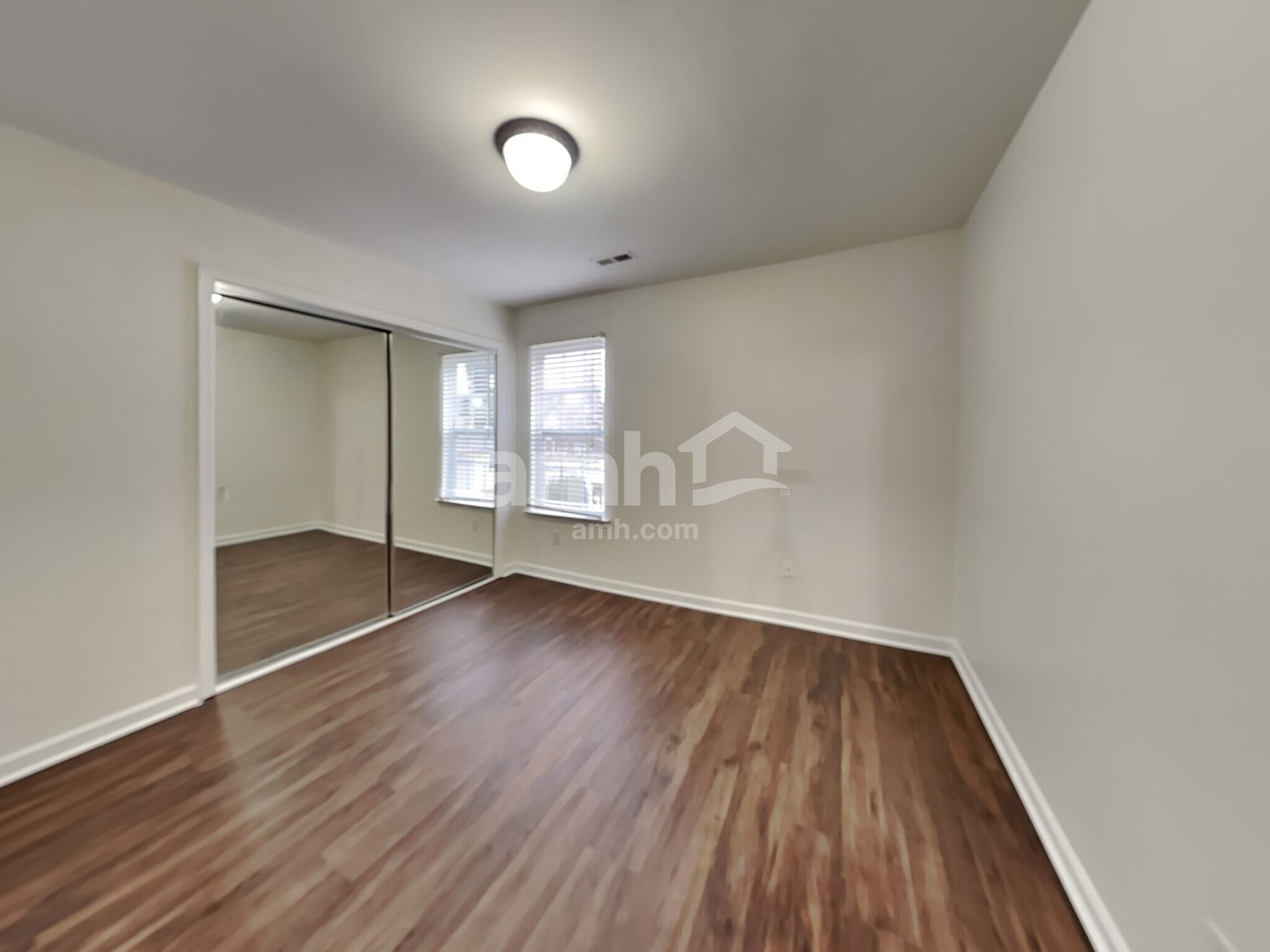 Building Photo - 126 Elrosa Rd