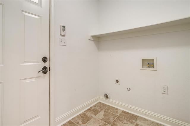 Building Photo - 8113 Springmoss Dr