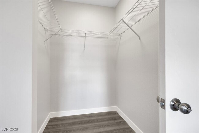 Building Photo - 7255 W Sunset Rd