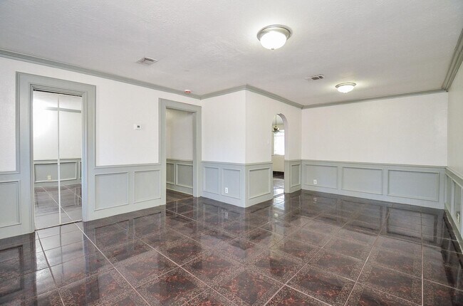 Building Photo - 11517 Bannister Ln