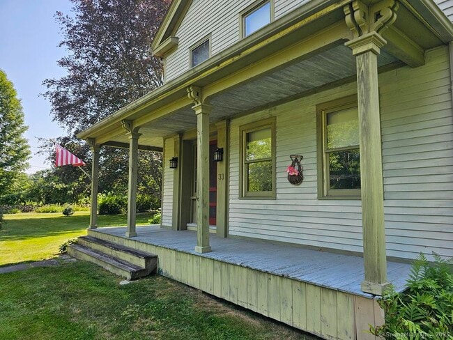 Building Photo - 33 Wildwood Ave