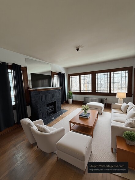 Building Photo - 517 Miles Ave