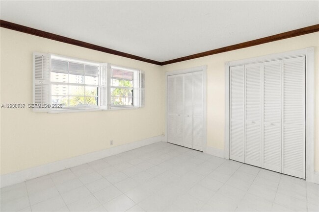 Building Photo - 455 Paradise Isle Blvd
