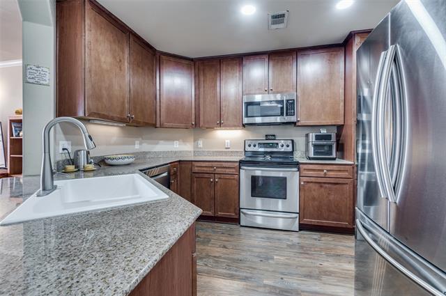 Building Photo - 330 Las Colinas Blvd E