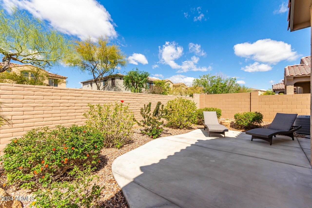 Building Photo - 29746 N 120th Ln